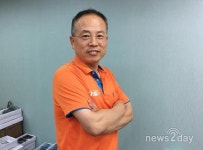 [CEO인터뷰] ‘으뜸50안경’ 정영길 대표 “거품 뺐더니 ‘착한가게’로 인정받았다”