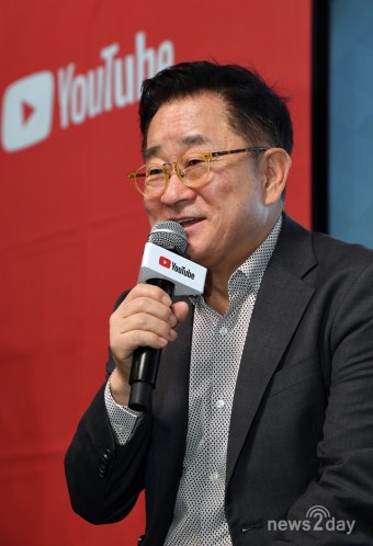 [JOB인터뷰] 개그맨 이홍렬, 64세에 반려동물 유튜버 새출발