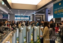 [뉴스투데이 E] GS건설, 탑석센트럴자이 견본주택에 주말간 5만3000명 방문
