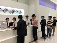[르포] KT&G 액상형 전자담배 ‘릴 베이퍼’ 출시 첫날..“쥴 보다 편해요”