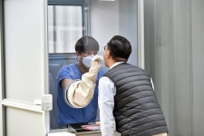 청송군, 코로나19 검체 채취 신속성 확보… ‘워킹스루’ 도입