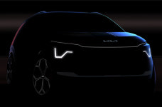 베일 벗는 신형 니로… 기아, 티저 이미지 공개