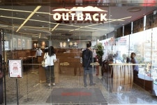아웃백 스테이크하우스, 올해 첫 프리미엄 매장 사당 파스텔시티점‘ 오픈