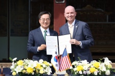김동연 경기도지사, 칼 말론과 존 스탁턴처럼 경기도와 유타주도 파워 듀오가 되자