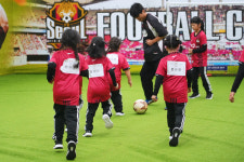 한국투자증권, FC서울과 행복나눔 어린이 축구교실 개최