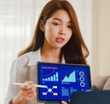 [N2 생활경제] 아모레퍼시픽, 뉴뷰티 이노베이션 챌린지 공모...아워홈, 식약처와 저염 식단 삼삼한 데이 캠페인