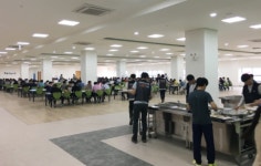 (주)아워홈 삼성전자화성MR2점 | [N2 뷰] 아워홈·삼성웰스토리, 해외시장 공략 박차...세계 입맛 사로잡은 'K급식'