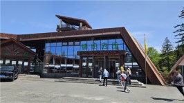 [김찬희의 방방곡곡 이야기 (3)] 민족의 영산 백두산 탐방기 ③ 백두산 서파 코스 하늘 아래 첫 계단, 백두산 천지에 닿다