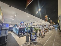 [현장 리포트] 세상의 모든 키보드가 모였다…전자랜드 용산DCS점, IT 덕후 성지로 변신