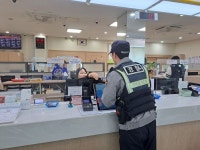 전북 완주경찰서 삼례파출소, 스미싱·보이스피싱 예방 홍보 강화