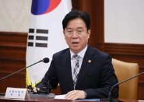 정부, 개정 노동조합법 원·하청 교섭 매뉴얼 정비…공공부문 선도 역할 강조