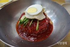 아~ 올드보이 그 만두집? 부산영화제 소문난 맛집 여기!