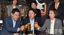 생맥주 세금만 올려? 치킨집 사장 울화통