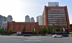[단독] 5천억 가치 교통회관 재건축 추진... 서울시 반대땐 소송