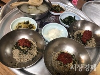 [이성복의 소주한잔] 속초 일대 동치미 막국수의 명가 동루골막국수