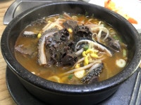 [이성복의 소주한잔] 보들 곱창·아삭 선지·깊은 육수 양평해장국