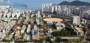 부산대학가 우한폐렴 비상... 졸업·입학식 무더기 취소