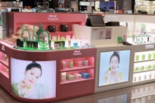 [시경Today] LG생건 리필스테이션, 레드닷 어워드 본상...로레알, 네이버쇼핑과 기획전 外