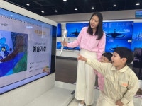 LG전자 베스트샵, 어린이 미술 전시관 변신... TV로 캔버스 삼는다