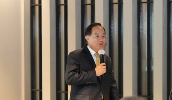 하윤수 부산교육감, 시도교육감협의회서 '아침 체인지(體仁智) 소개