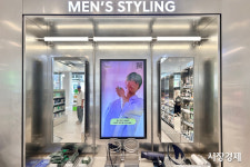 [르포] 남자를 위한 뷰티 매장... 올리브영 홍대놀이터점 가보니