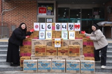 (주)풀무원푸드앤컬처엘지유니참 | LG유니참, 13년째 이어 온 생리대·기저귀 기부 1,000만장 돌파