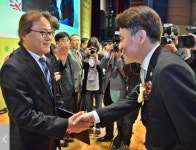부천시 손인환 원장, 대통령 표창 수상