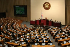 한의약육성법 등 의약분야 43개 법안 국회 본회의 통과
