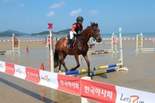 ‘임자도’에서 울려 퍼진 유소년 승마의 꿈