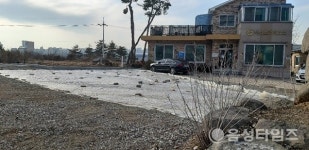 충북혁신도시 두성리의 불편한 진실…공영주차장 왜 막아서나?