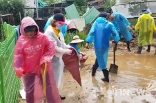 음성군 삼성면 폭우 피해현장…민주당 지역의원들 총출동