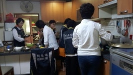 정성 가득한 밥 한끼로 어르신께 사랑 전해요