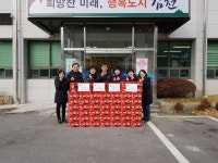 김천 대항면 직지상가부녀회, `사랑의 라면` 기탁