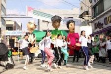 상주시， 지역상권 활성화 `상주왕산장터` 운영