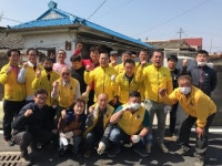 경주 안강읍 맞춤형복지팀, 민관 협력으로 독거노인 대청소 봉사