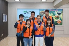 어르신 행복한 한끼 대접으로 사랑 전해요