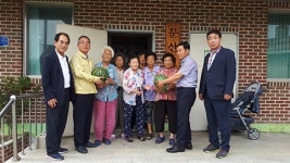 김천 대신동 바르게살기위원회， 경로당에 수박전달 