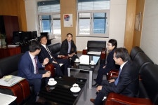 ˝상주시민 생존권 위협하는 상주보·낙단보 개방 결사반대˝