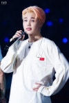 방탄소년단 지민 비니로 꽁꽁 숨겼던 `핑크헤어 지민` 미모 폭발
