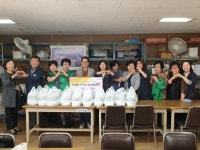 포항 죽도동행정복지센터-새마을부녀회, 독거노인 위한 `행복밥상 배달사업` 실시