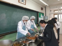 울진남부초등학교 집단급식소 | 울진교육청, 급식학교 현장 위생·안전 점검
