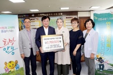 안동시평생학습관 교육생, `나눔 자선바자회` 수익금 전액 기부 