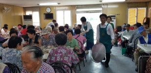 경산 서부2동 새마을부녀회, 보은의 집서 봉사