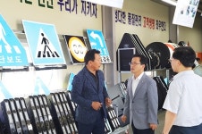 운암계기카센타 박준식 | 박준훈 대구조달청장, 김천시 기술우수기업 현장 방문