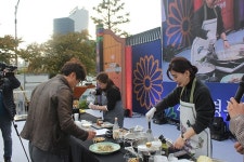 눈이 즐겁고 입이 신나고… 각양각색 경북 대표 먹거리로 관광객 홀렸다