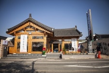 [인터뷰] `이상복 경주빵` 제빵 명인 이상복 ˝전국에 이상복 브랜드 알리고 세계화 시키는게 마지막 꿈˝