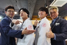 ˝기업잇겠다˝ 삼형제가 모두 안경사  대구보건대 안경광학과 동문 `화제`