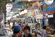 ˝임대료 절반만 내세요˝… 영주 `착한 임대인` 행보
