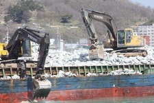 포항 구룡포항 물양장·배후부지 정비공사 시공·시방서 외면한 채 진행… 주민 `비난`