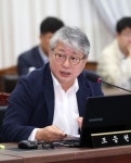 여권서 추미애 비판… 조응천 ˝윤석열 향한 언행 부적절˝